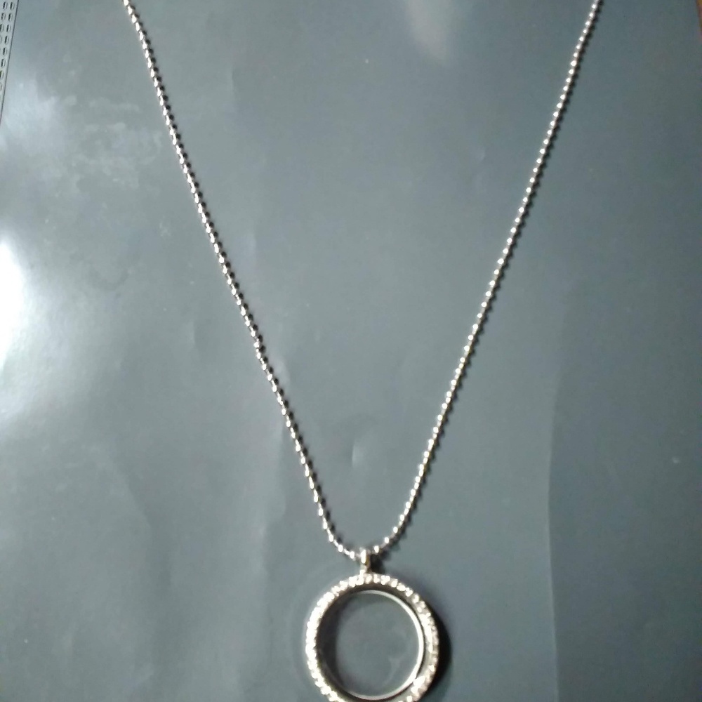 Floating Lockets - image 2